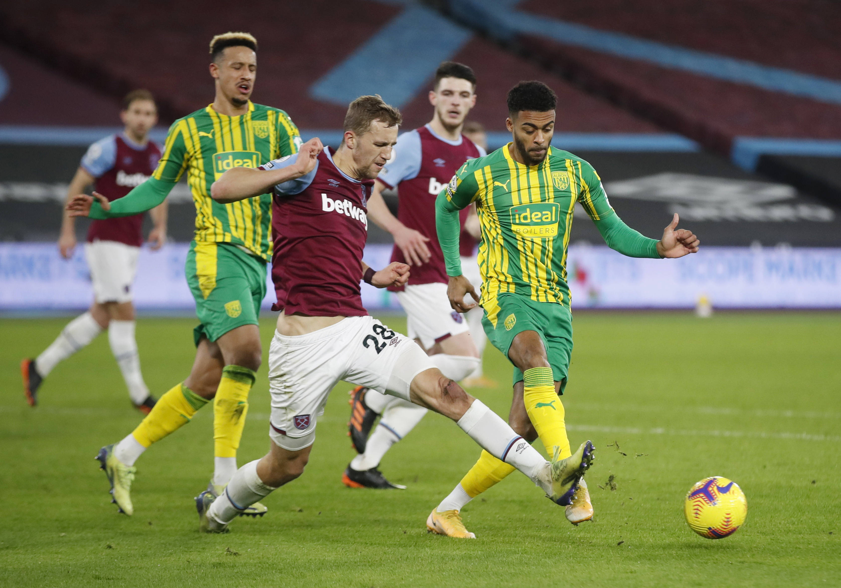 占据优势 占据优势